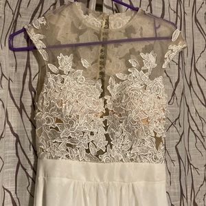 Chiffon A-line lace cap sleeve wedding bridal prom dress. XS size 0